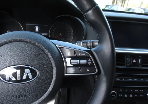 Kia Optima cena 89888 przebieg: 58250, rok produkcji 2019 z Darłowo małe 781